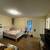 Central Location-4 Bed 3.5 Bath Townhouse Garage backyard 17 thumbnail