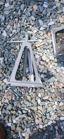 RV Jacks Trailer Stabilizer Travel Camper Leveling Jack 1