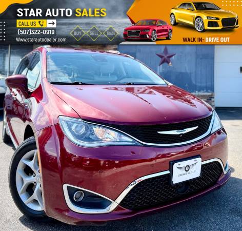 2017 Chrysler Pacifica Touring-L Plus 1