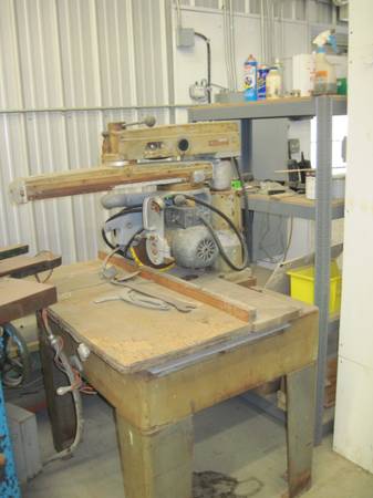 Dewalt Radial Arm Saw 1