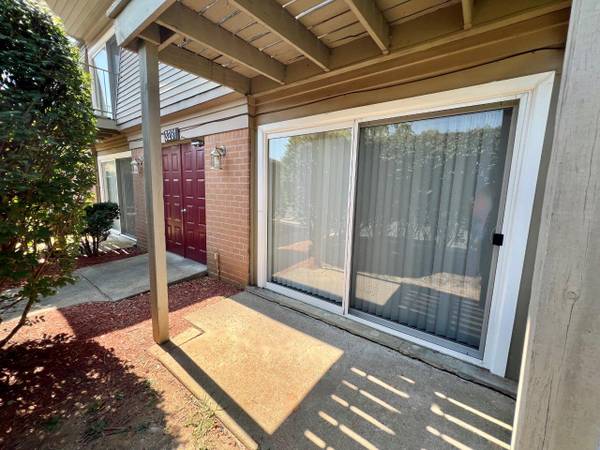$919 / 1br - 690ft2 - YOUR NEW APARTMENT HOME IS CALLING! (Jeffersonville, IN)64008826140547124