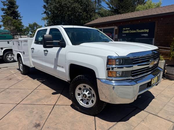2018 Chevy Silverado 3500 4WD Cabina Doble Caja de Utilidad de 8' *1 Dueño* *IMPRESIONANTE* - $29,990 (rohnert pk / cotati)63470787767425121