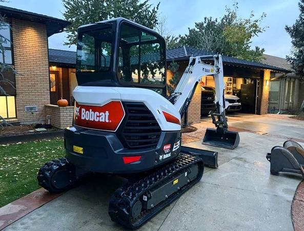 Bobcat E35 Excavator with 33 HP, A40 Features, and 222 Hours 1