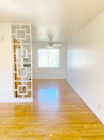$945 / 1br - 800ft2 - Harney Square- Blackstone District (Blackstone)63681659815169120