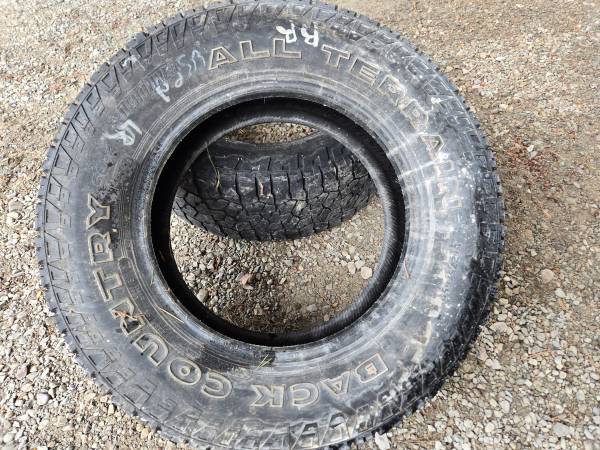 275/65R18 Tires (pair) 1