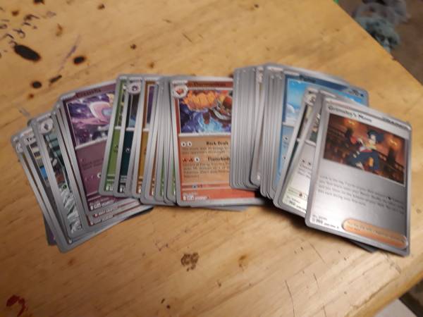 how many cards are there in pokemon How many Pokemon cards are there? All sets released so far