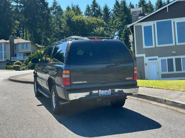 2003 gmc Yukon XL 2500 serie 4x4 8.1 L big block con neumáticos nuevos!! - $7,500 (Gig Harbor)63624452651265123