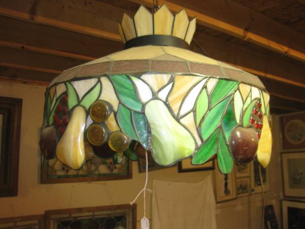 Tiffany style hanging lamp 1