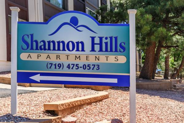 $1,180 / 1br - 651ft2 - Welcome Home to Shannon Hills Apartments! (Colorado Springs)63686653488259120