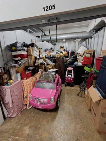 Best offer,Whole storage unit stuff great for resellers 1