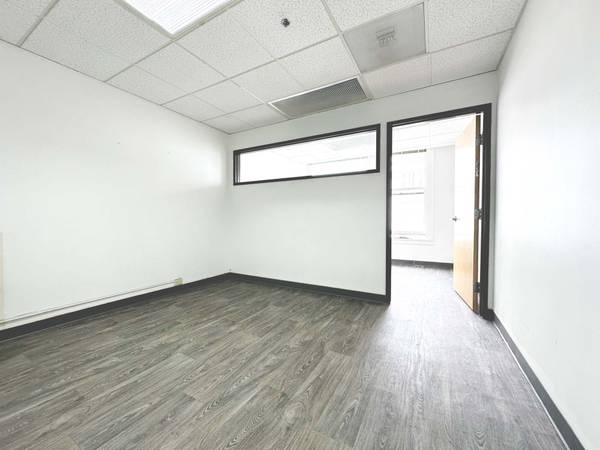 $600 Artista/Espacio para creadores con conexión de fregadero - Centro de Portland (SW 4th & Oak)63831397458049122