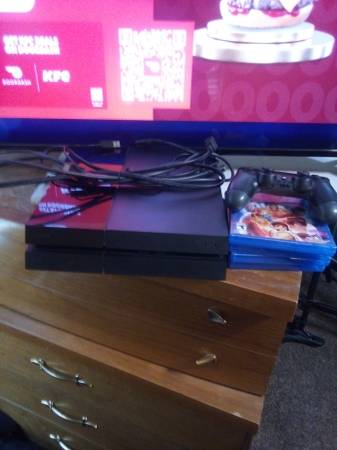 PS4 with games 1
