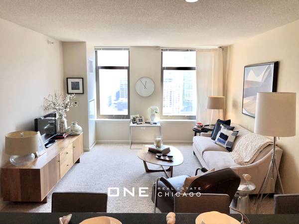 $2,200 / 1br - 1 Bedroom next to the Loop and Interstate - West Loop/Fulton River (West Loop)64041643295490124