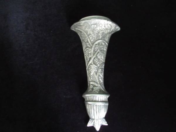 Embossed Silver Wall Pocket 1