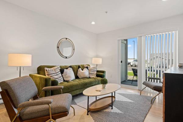 $1.945 / 3 habitaciones - 1313 pies² - Mejor ubicación en la ciudad. Apartamentos en Mill Creek disponibles63430853687427124