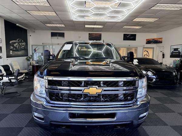2014 Chevrolet Silverado 3500HD 3500 - Photo 2