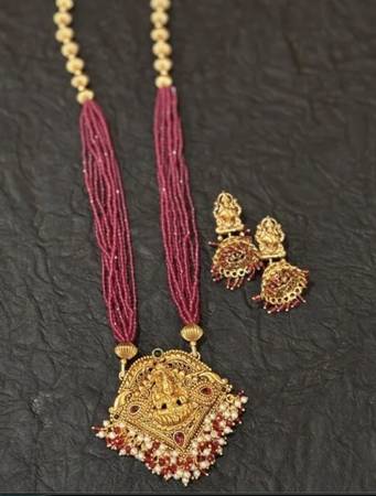 Ruby beads antique necklace 1