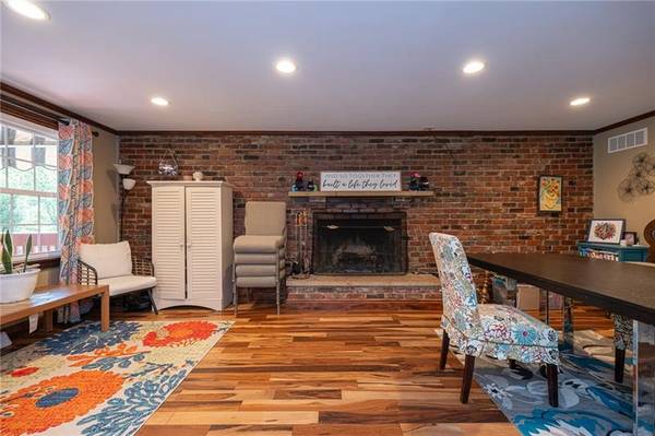 $455,000 / 4br - Heated In-Ground Pool! (Plum Boro)64013205829379122