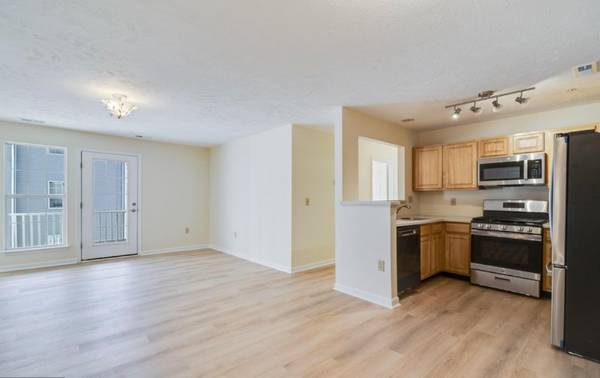 $1900.00 / 2br - 1074ft2 - Westmeath Way63882462848385122