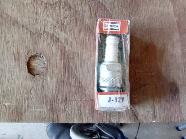 Spark plugs J12Y 1