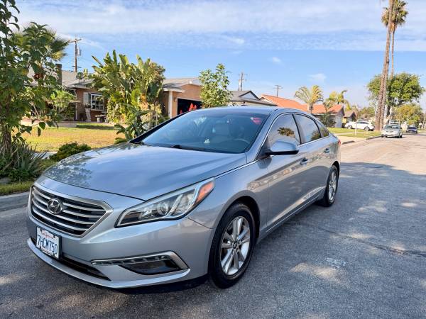 2015 Hyundai Sonata, clean title, low miles 122.000 1