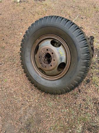 7.50X16 Split Rim and Tire for 1971 GMC 1Ton Dump truck 1