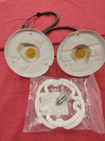 71-72 442 (Restored)Cutlass front parking lights. 1