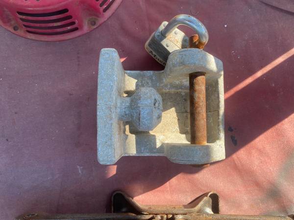 Lock for trailer 1