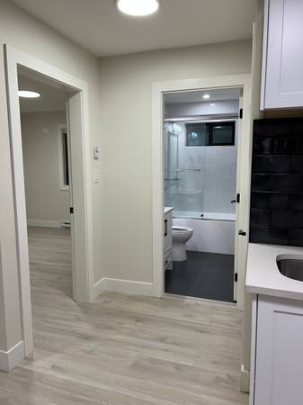 One bedroom ground level suite for rent 3