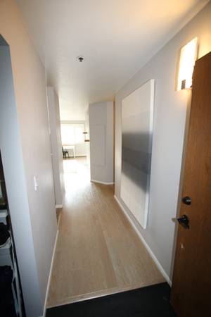 $1,800 / 1br - 841ft2 - Furnished Unit near Downtown (11th and Cordova)64014173900675121