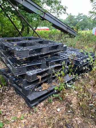 Pallets 1