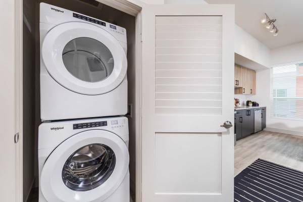 $1,999 / 598ft2 - Elegant Studio-Bike Storage, Resident Lounge, 6 Weeks Free (Redmond, Downtown Redmond)63995109861635120