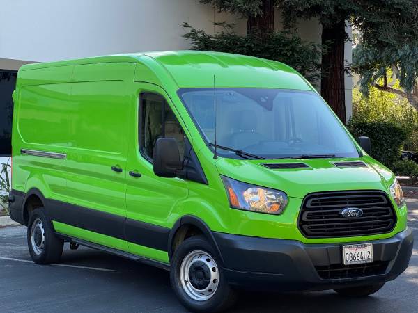 2019 Ford TRANSIT 250 MED - Photo 2