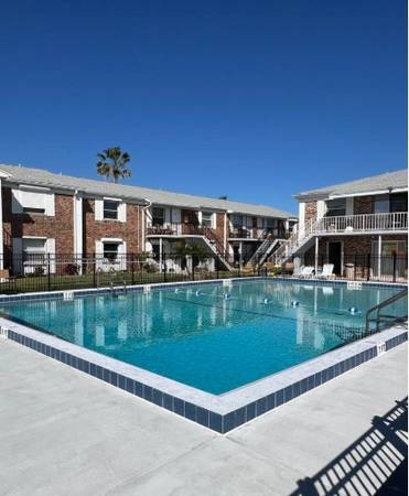 $1695.00 / 3br - 1223ft2 - 190 E Olmstead63846408955267121