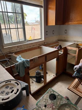 Handyman Services / House Cleaning  ,Espanol ,English 1