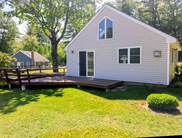 $1,800 / 1br - 860ft2 - Commuters Dream Location by Silver Lake, Tilton, NH (Tilton, NH)63656245341187121