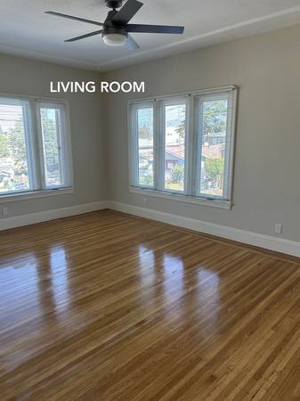 $2,195 / 1br - 650ft2 - Spacious, bright 1-Bdrm w/off-street parking (oakland lake merritt / grand)63936604531203120