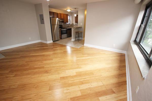 $1,849 / 2br - ✨ INCREDIBLY RENOVATED 2 BR In Shadyside On 5th Ave!  ✨ (Shadyside, Pittsburgh)64013531996419122