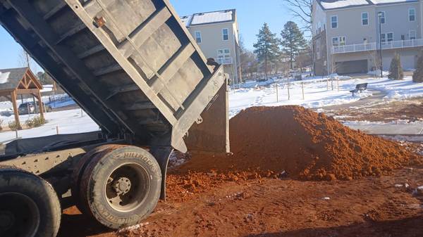 Dirt for large dumpsites 1