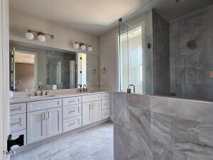 $675,000 / 4br - 2781ft2 - Chefs Kitchen~ 1st Flr Primary~ HUGE Walk in Closet~ NEW Construction (Durham)63685979704065122
