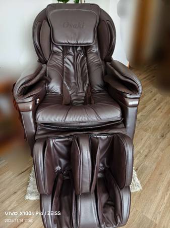 Osaki Massage Chair 1
