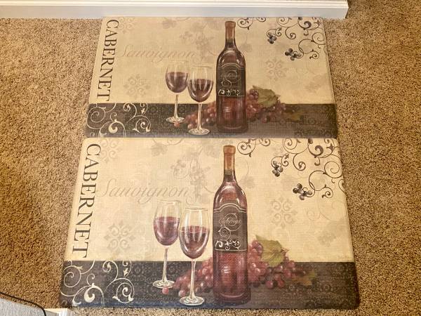 A Pair of Wine Kitchen Mats 1