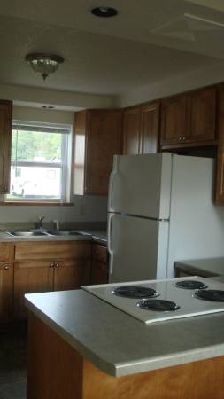 $1,050 / 2br - 1100ft2 - Casa de 2 habitaciones en el condado norte de Waupaca (Waupaca)63845969888643123