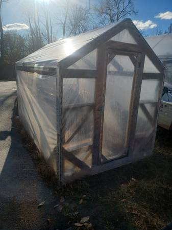 6x10 greenhouse 1
