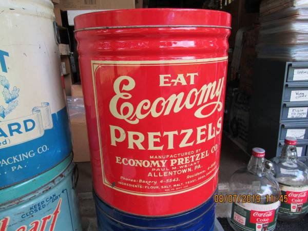 EAT ECONOMY PRETZEL LARGE STORE TIN 1940's N MINT 14.5x12.25 1