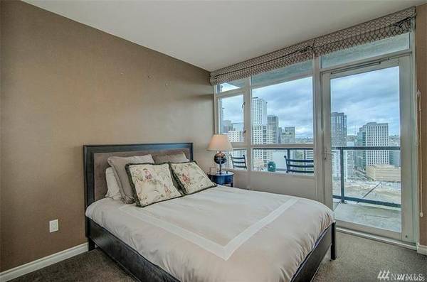 $1,900 / 1br - 562ft2 - Spacious 1bed/1bath (Seattle)63934291298562123