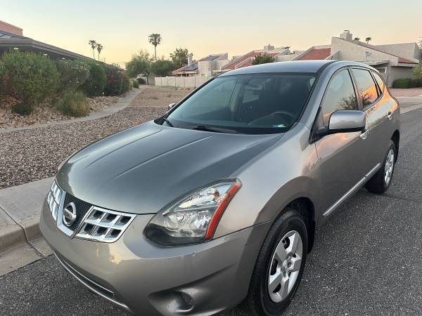2014  Nissan Rogue s Model AUTOMATIC  CLEAN TITLE RUNS  GREAT 1