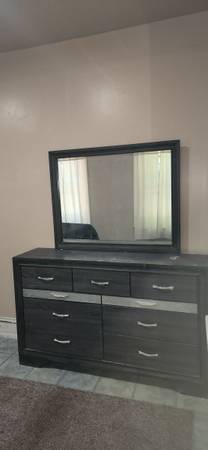 $75 / 4br - Room For Rent (Phila)64046035588739120