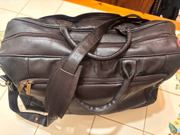 Leather Weekend Duffle Bag 1