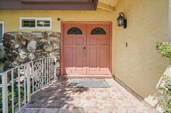 $4200.00 / 3br - 2000ft2 - 3BD2BA NORTHRDGE Gran Casa Cómoda Cerca de FWY63857624141313122